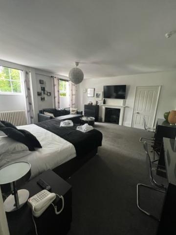 Antrobus Hotel Amesbury Εξωτερικό φωτογραφία